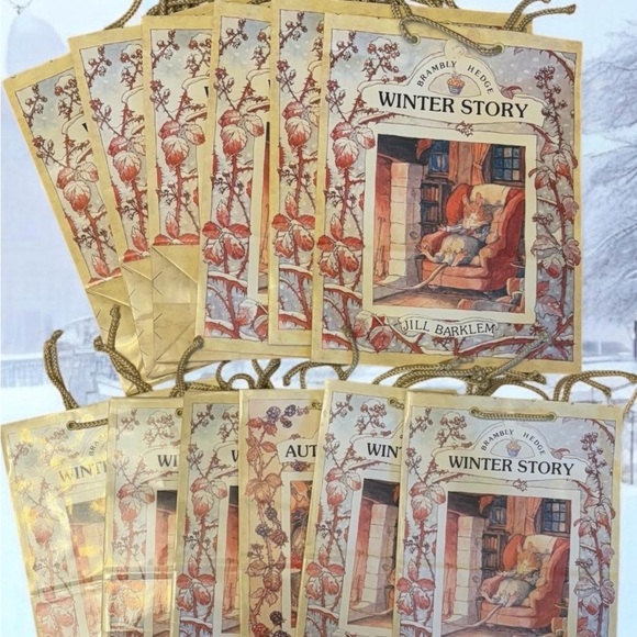 1989 Vintage Gift Bags. “Winter Story” “Autumn Story” by Jill Barklem. - Picture 4 of 8